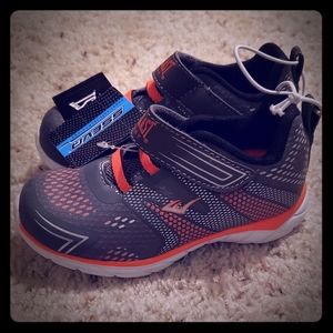 Everlast sneakers